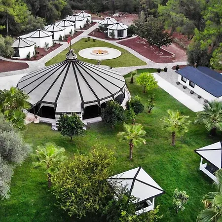 Nomad Adults Only Üdülőpark