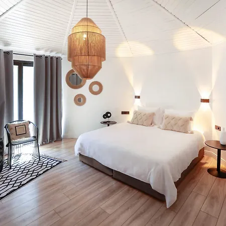 Aldeamento Turístico Nomad Adults Only